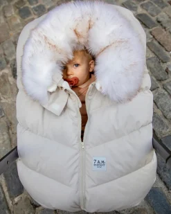 7 A.M. Enfant Car Seat Cocoon Tundra - Heather Beige / White Faux Fur