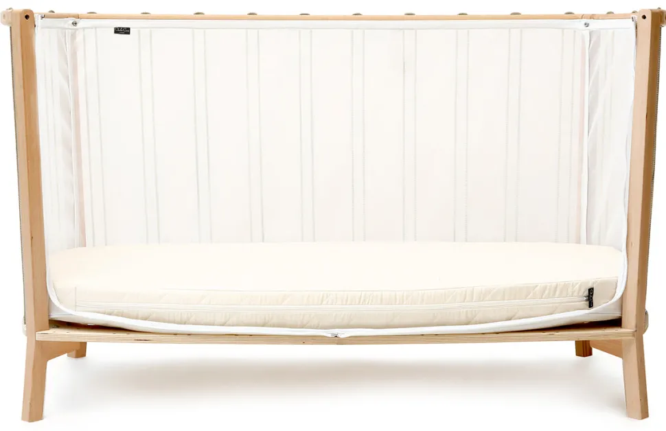 Charlie Crane KIMI Baby Bed with Organic Mattress - Hazelnut