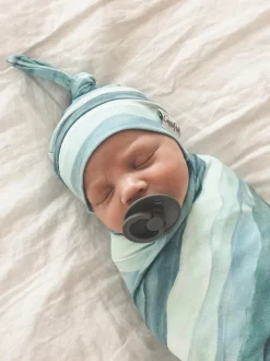 Copper Pearl Newborn Top Knot Hat - Waves