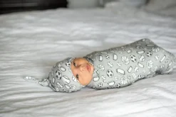 Copper Pearl Newborn Top Knot Hat - Champ