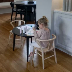 Crescent Play Table, Round