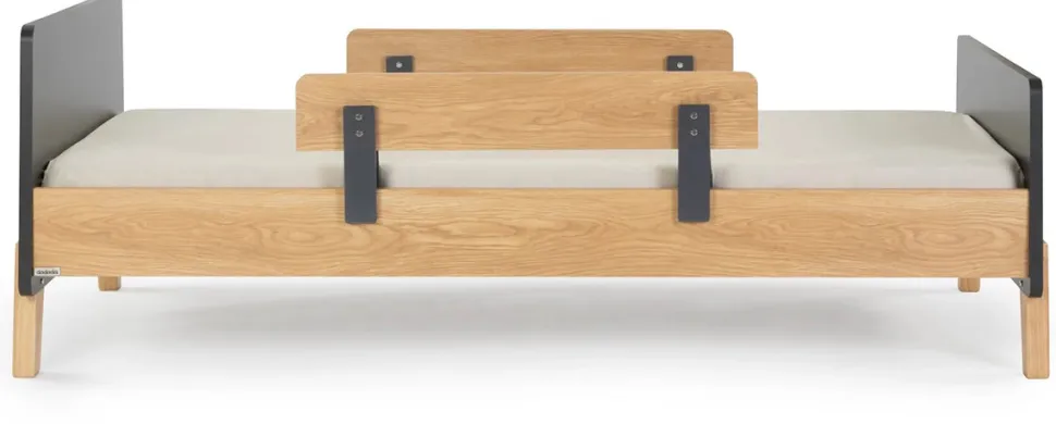 dadada Fun Bed, Twin Size - Graphite / Red Oak (2 Boxes)