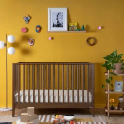 dadada Lala 3-in-1 Convertible Crib - Walnut