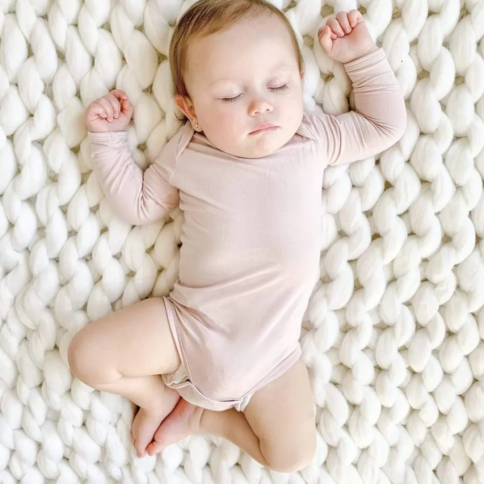 Kyte Baby Long Sleeve Bodysuit - Blush (0-3 months)