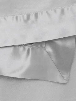 Little Giraffe Velvet Deluxe Baby Blanket - Silver