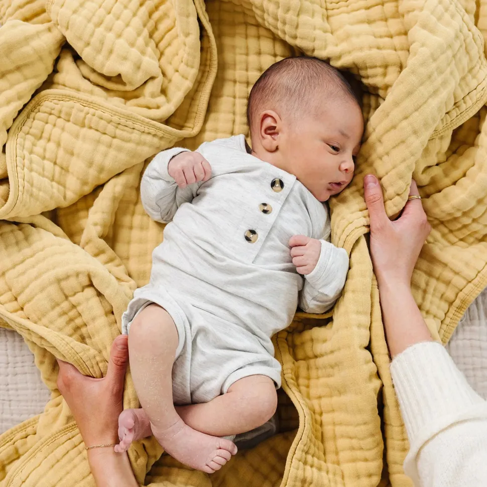 Lou Lou & Company Cloud Muslin Quilt - Honey, Small