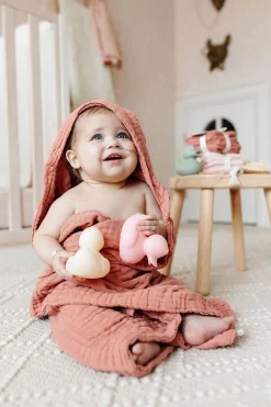 Lou Lou & Company Infant Hooded Bath Towel - Rose