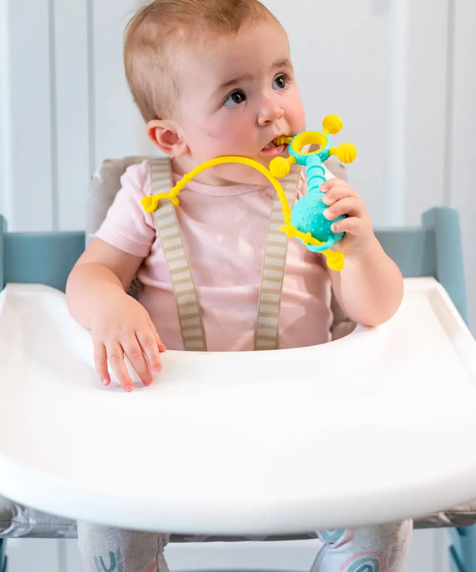 Mobi Gumlii Sensory Teether + Rattle