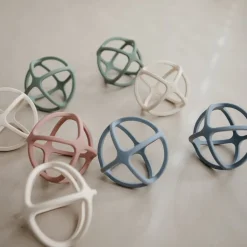 Mushie Ball Teether - Dried Thyme