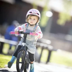 Nutcase Little Nutty Helmet with MIPS - Love Bug