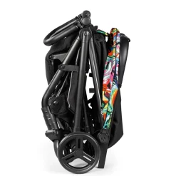 Peg Perego Selfie Compact Stroller - Street Art