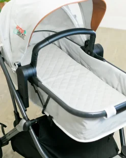 Romp&Roost Hatch Bassinet Mattress and Sheet
