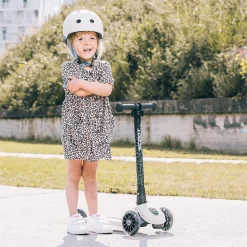 Scoot & Ride HighwayKick3 LED Scooter - Ash