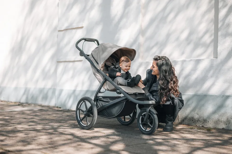 Thule Urban Glide 3 Single Jogging Stroller + Cup Holder - Tinted Taupe (Brixy Exclusive)